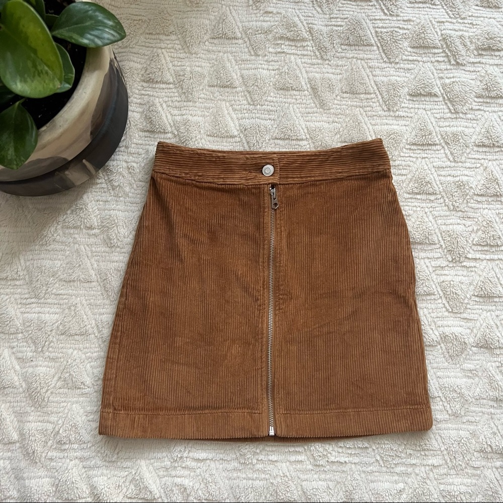 Aritzia Wilfred Free Lily Tan Zipper-Front Corduroy Mini Skirt